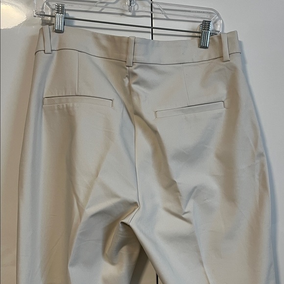 H&M NWOT Women's Cream Tailored Straight-Leg Pants, Size 14 - Picture 9 of 10